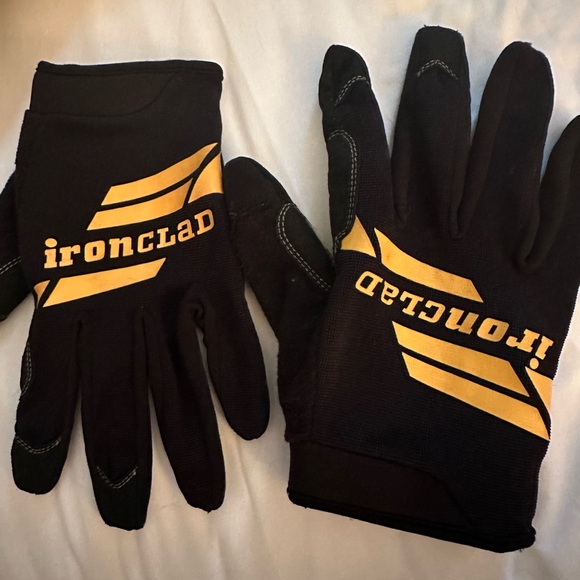 Ironclad work gloves size Large - Picture 2 of 3